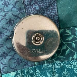 Vintage Retractable Metal Measuring Tape 4 Ft Western Germany